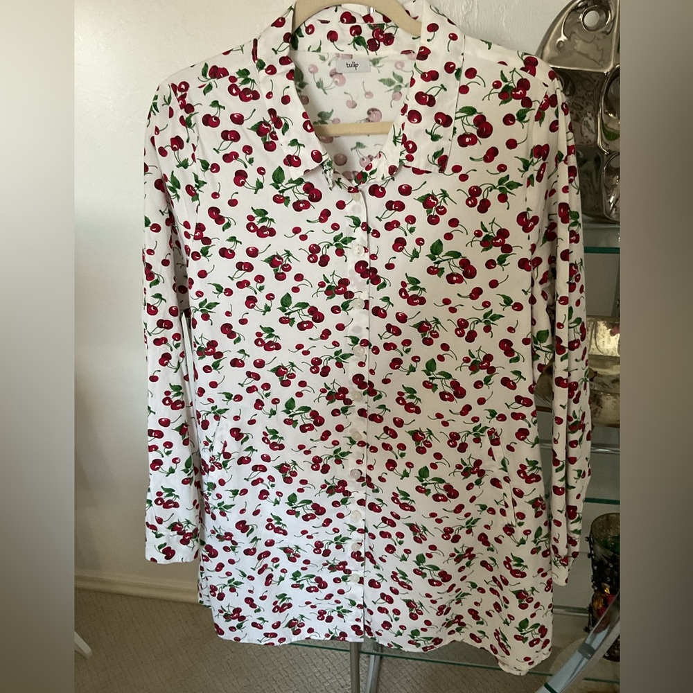 Tulip Cherry Print Long Sleeve tunic shirt. NWOT